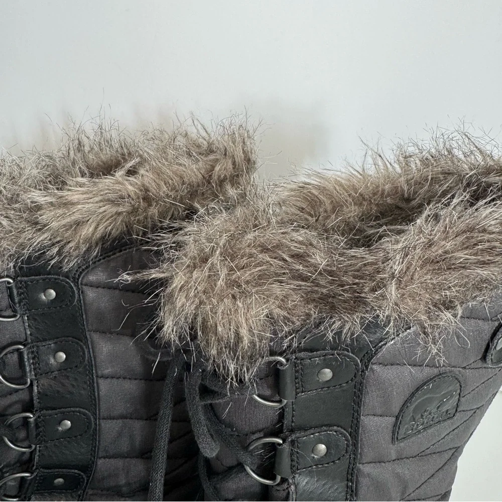 Sorel stay warm